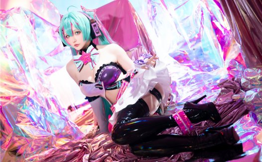 星之迟迟 Miku初音未来 喵斯快跑 [73P1V-2.75GB]